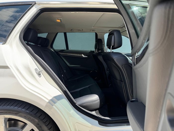 2010 Mercedes-Benz C-Class C200 CGI Classic W204 MY10 Alabaster White