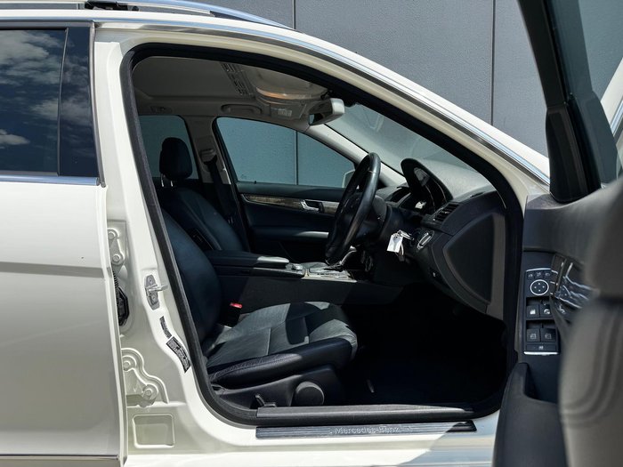2010 Mercedes-Benz C-Class C200 CGI Classic W204 MY10 Alabaster White
