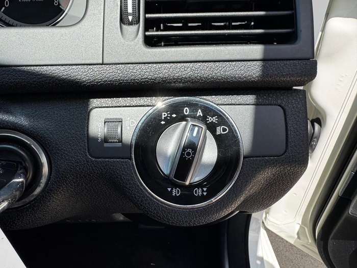 2010 Mercedes-Benz C-Class C200 CGI Classic W204 MY10 Alabaster White