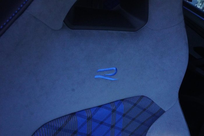 2022 Volkswagen Tiguan R Grid Edition