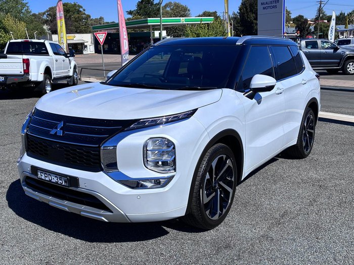 2024 Mitsubishi Outlander Exceed Tourer