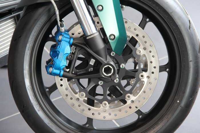 2025 BMW M 1000 XR M 1000 Green