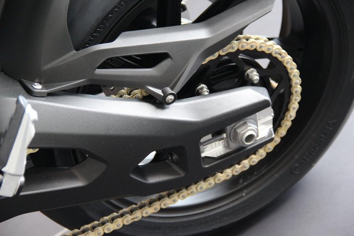 2025 BMW M 1000 XR M 1000 Green