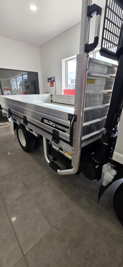2026 Isuzu Nlr 45-150 Dt D25 Tray