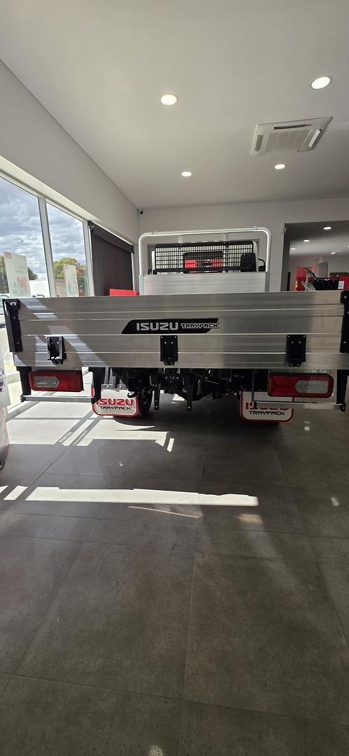 2026 Isuzu Nlr 45-150 Dt D25 Tray