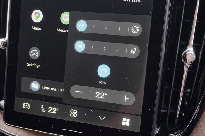 2025 Volvo XC60 Plus B5 Bright