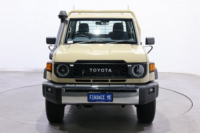 2025 Toyota Landcruiser GXL