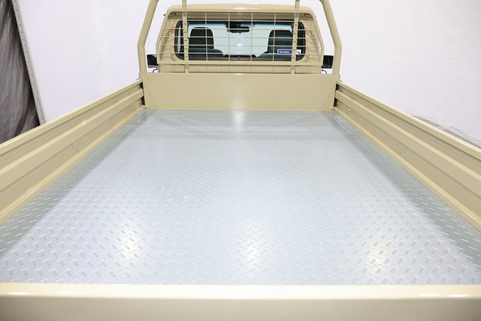 2025 Toyota Landcruiser GXL