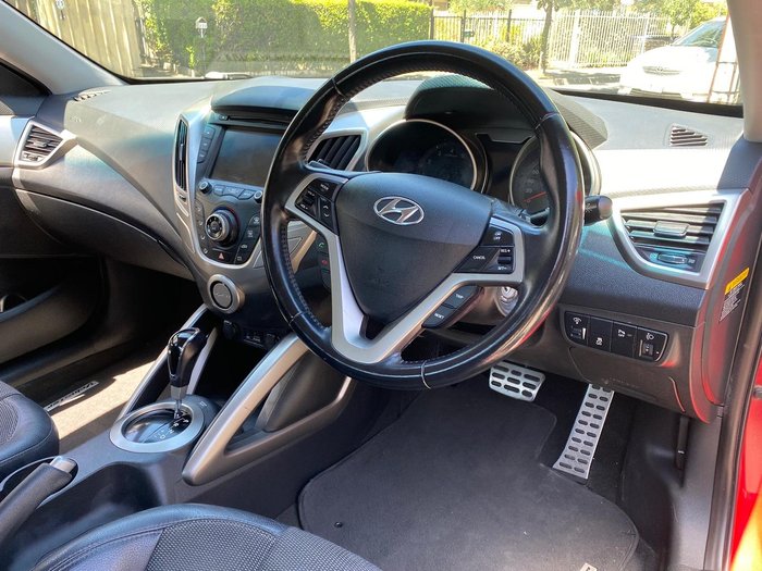 2011 Hyundai Veloster FS Veloster Red