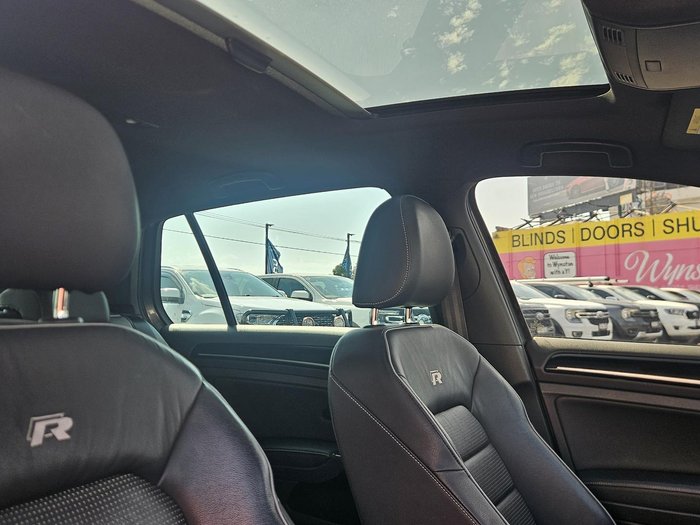 2020 Volkswagen Golf R