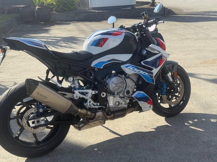 2024 BMW M 1000 R