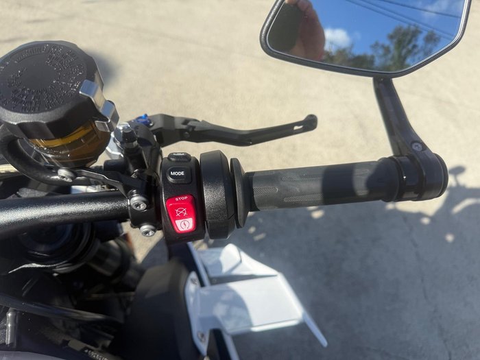 2024 BMW M 1000 R