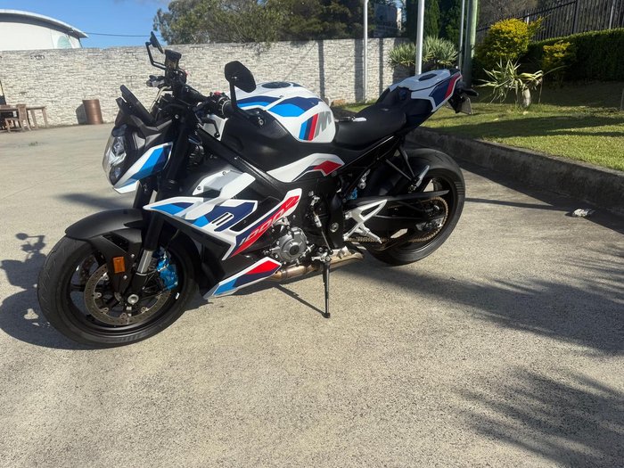 2024 BMW M 1000 R