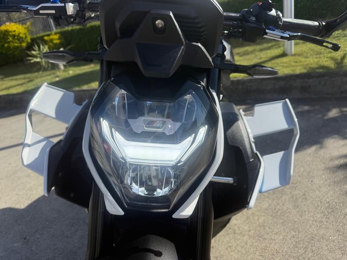 2024 BMW M 1000 R