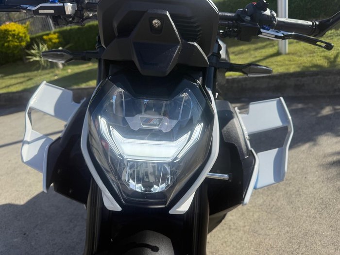 2024 BMW M 1000 R