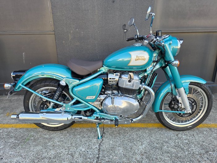 2025 Royal Enfield 2025 Royal Enfield 650CC Classic 650 MID Teal Green