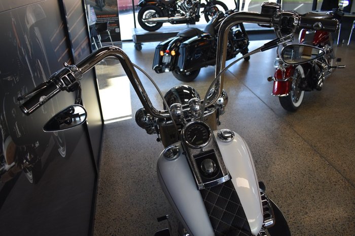 2007 Harley-davidson FLSTC HERITAGE SOFTAIL CLASSIC WHITE