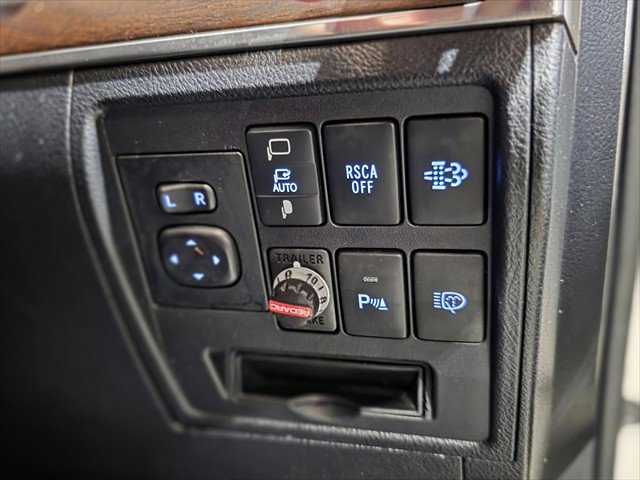 2019 Toyota Landcruiser VX