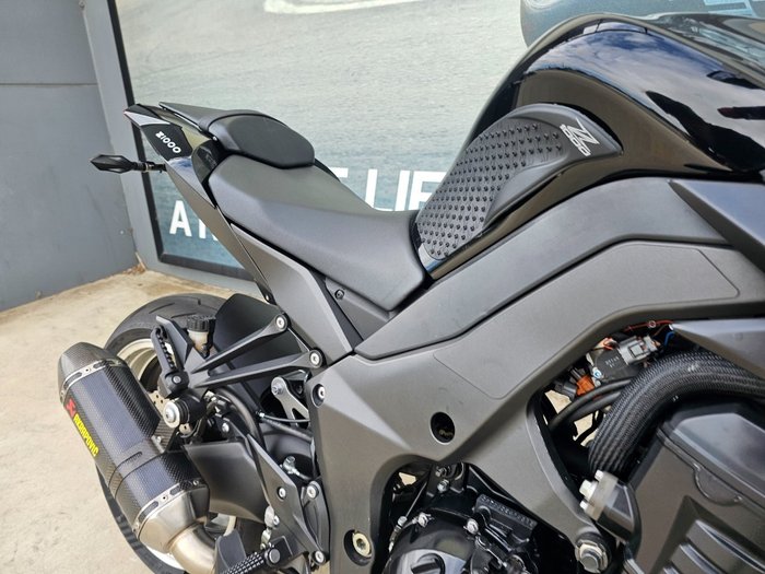 2010 Kawasaki Z1000 Black