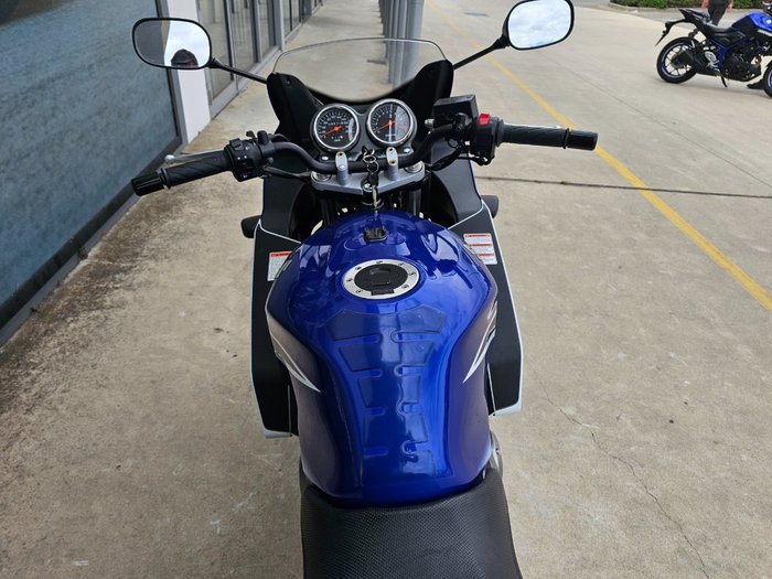 2008 Suzuki GS500F (FULL FAIRING) WHITE/BLUE