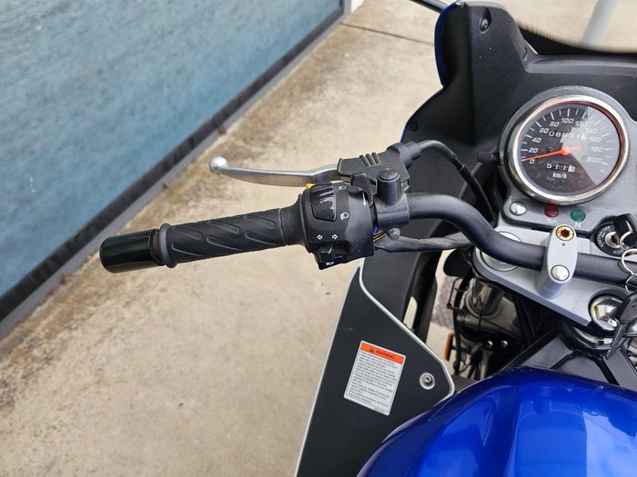 2008 Suzuki GS500F (FULL FAIRING) WHITE/BLUE