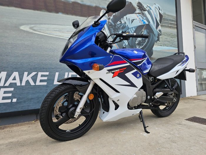 2008 Suzuki GS500F (FULL FAIRING) WHITE/BLUE