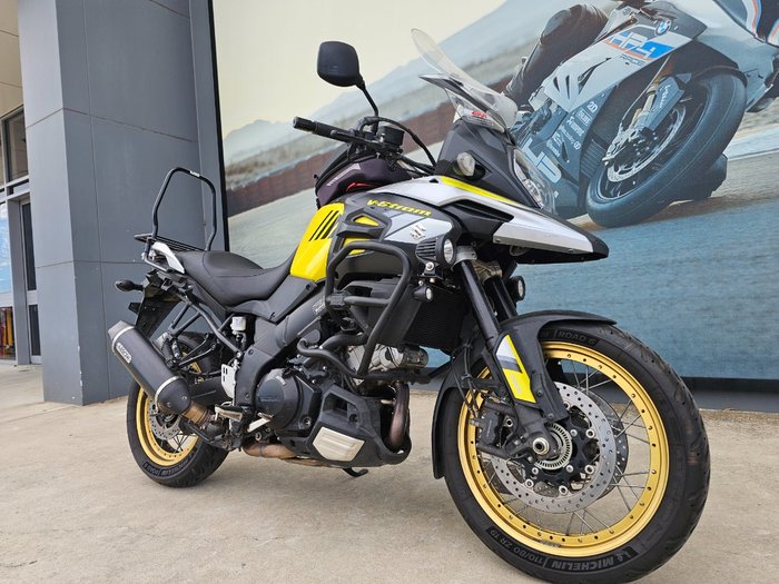 2017 Suzuki V-STROM 1000XT (DL1000XA) Yellow