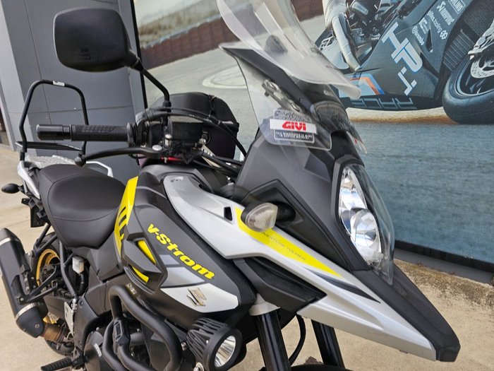 2017 Suzuki V-STROM 1000XT (DL1000XA) Yellow