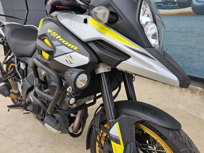 2017 Suzuki V-STROM 1000XT (DL1000XA) Yellow
