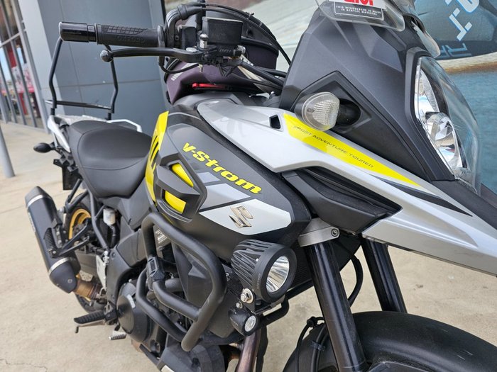 2017 Suzuki V-STROM 1000XT (DL1000XA) Yellow