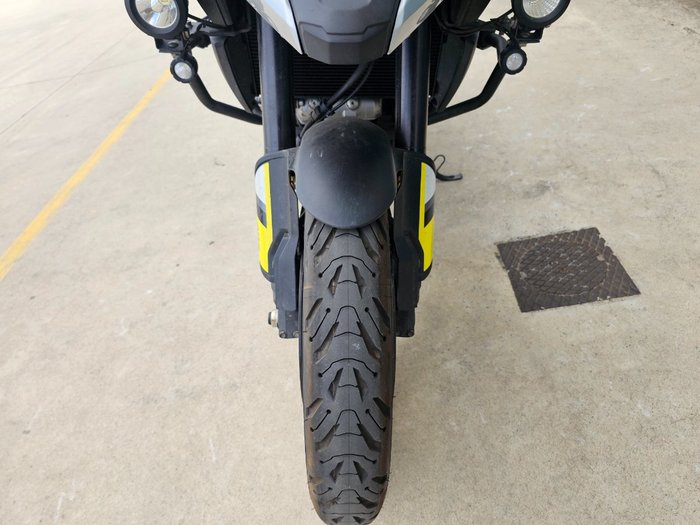 2017 Suzuki V-STROM 1000XT (DL1000XA) Yellow