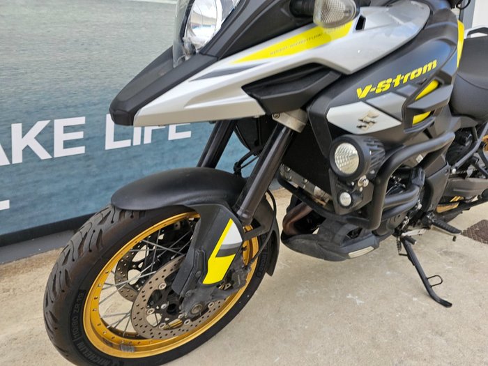 2017 Suzuki V-STROM 1000XT (DL1000XA) Yellow