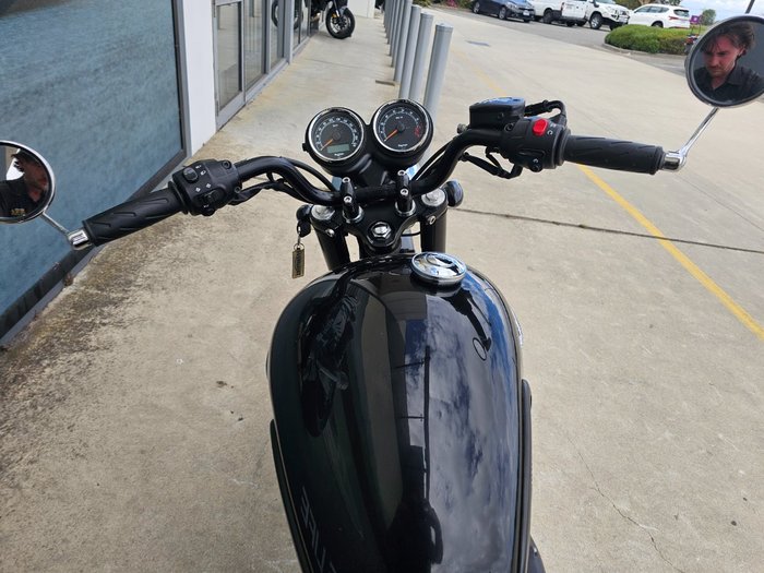 2015 Triumph BONNEVILLE T100 BLACK Black
