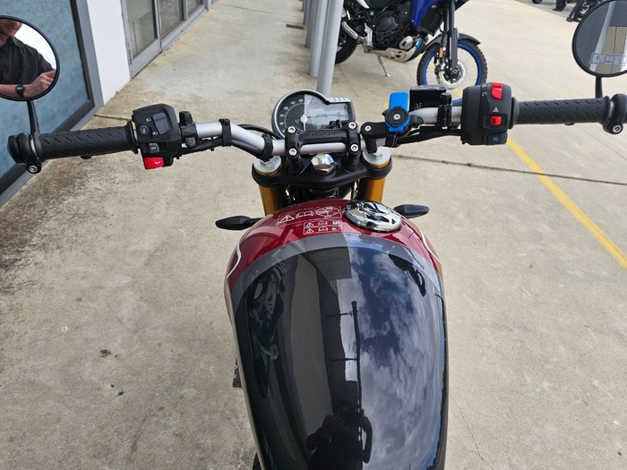 2024 Triumph SPEED 400 Red