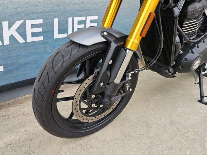 2024 Triumph SPEED 400 Red