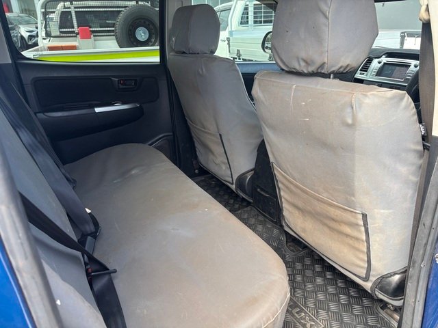 2014 Toyota Hilux HILUX 4x4 3.0L T/D D/C A/T SR5 1R77200 002