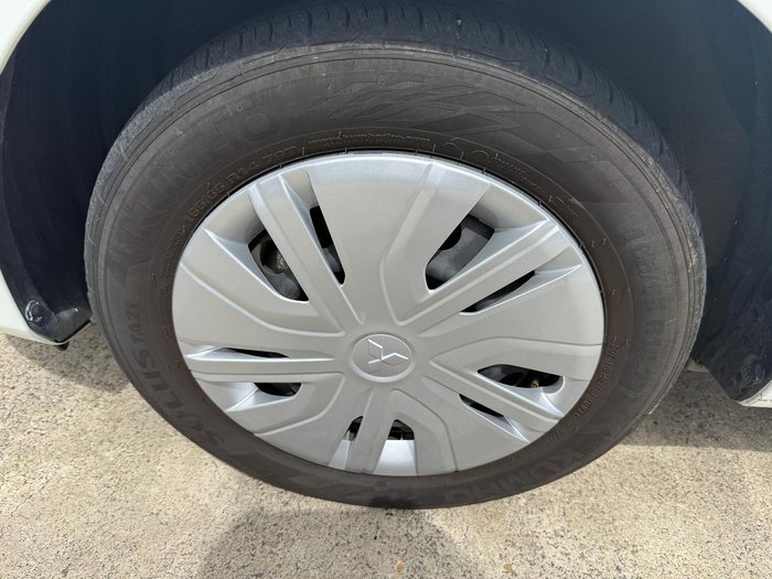 2021 Mitsubishi Mirage ES