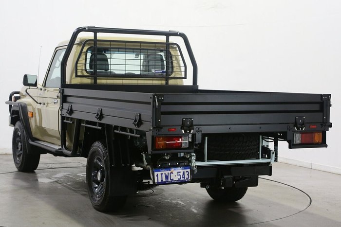 2025 Toyota Landcruiser GXL