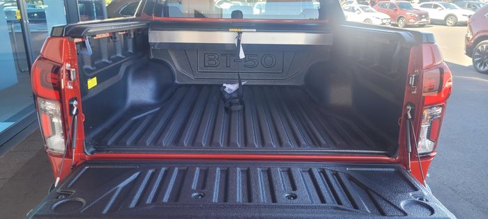 2025 Mazda BT-50 SP