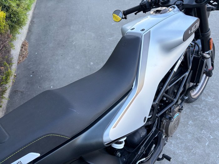 2021 Husqvarna SVARTPILEN 401