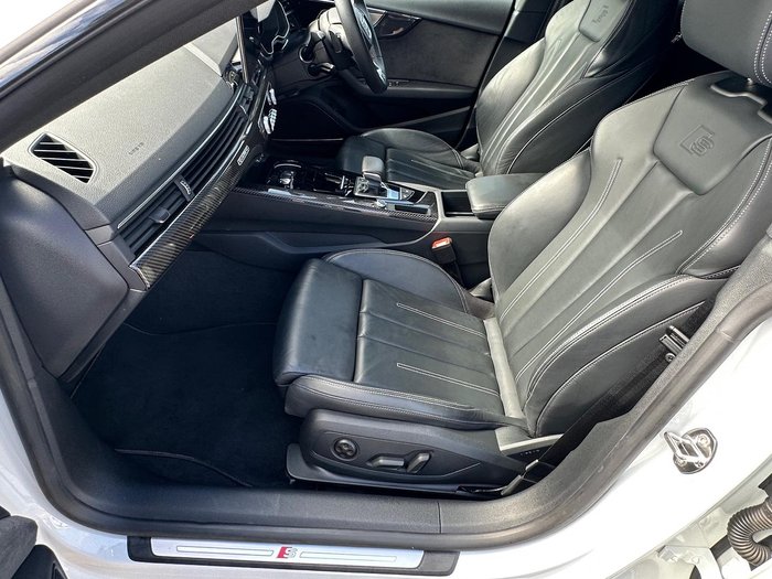 2022 Audi A5 45 TFSI S line