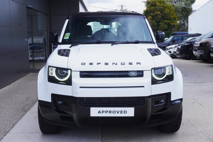 2025 Land Rover Defender 110 D350 X-Dynamic SE