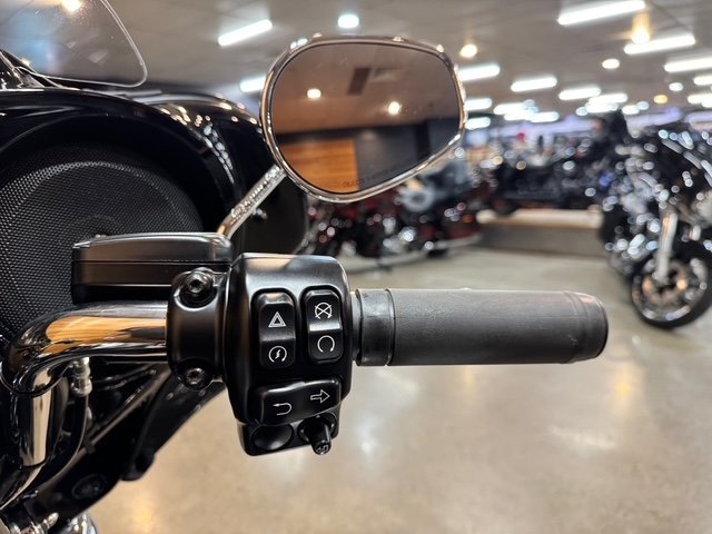 2022 Harley-davidson FLHTK ULTRA LIMITED BLACK