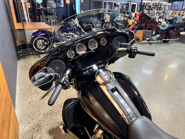 2022 Harley-davidson FLHTK ULTRA LIMITED BLACK