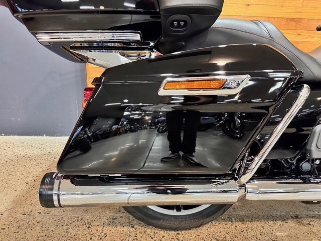 2022 Harley-davidson FLHTK ULTRA LIMITED BLACK