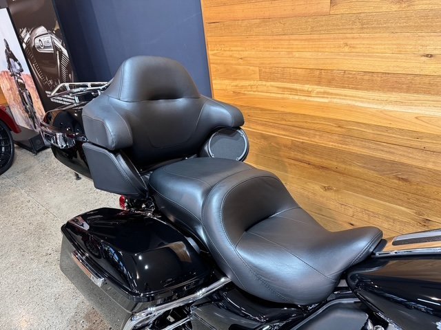 2022 Harley-davidson FLHTK ULTRA LIMITED BLACK