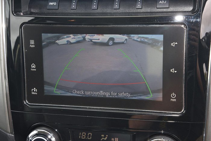 2017 Mitsubishi Pajero GLS