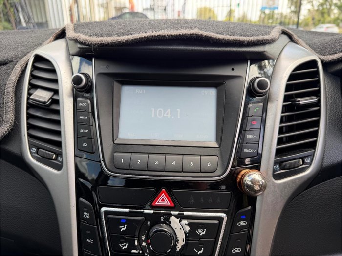 2015 HYUNDAI i30 ACTIVE