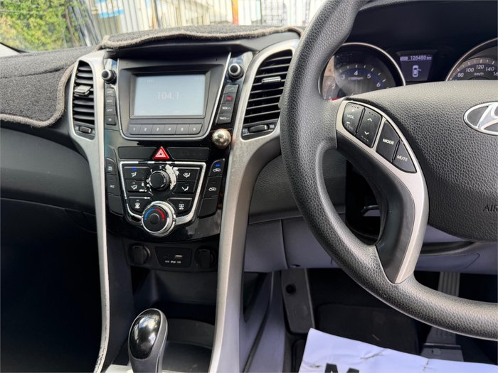 2015 HYUNDAI i30 ACTIVE