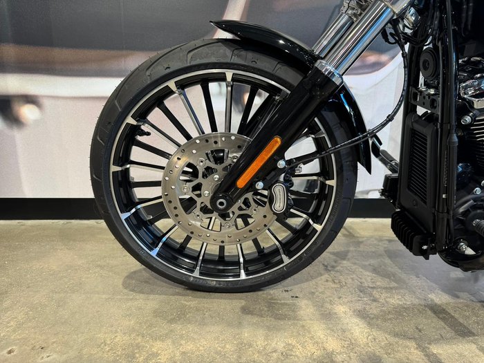 2025 Harley-Davidson Breakout 117 (FXBR) Softail Black